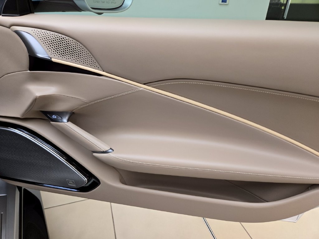 Used 2022 Ferrari Roma RWD image 27