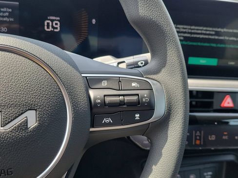 New 2026 Kia K5 LXS FWD image 12