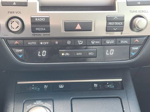 Used 2014 Lexus ES 350 w/ Luxury Package FWD image 20