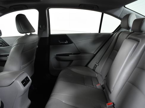 Used 2017 Honda Accord EX-L image 22