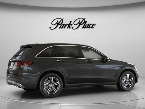 Certified 2021 Mercedes-Benz GLC 300 image 23