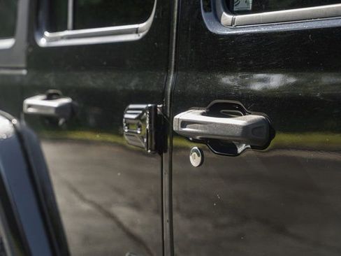 Used 2021 Jeep Wrangler Unlimited Sport image 24