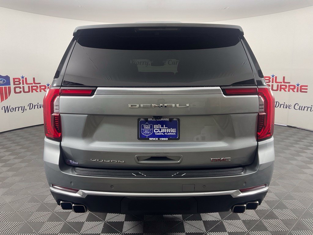 Used 2025 GMC Yukon Denali AWD/4WD image 4