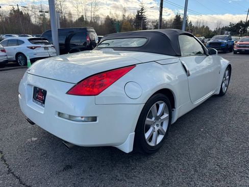 Used 2006 Nissan 350Z Touring image 6