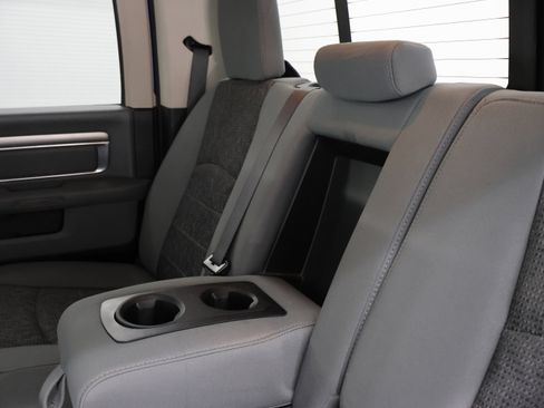 Used 2019 RAM 1500 Big Horn image 35