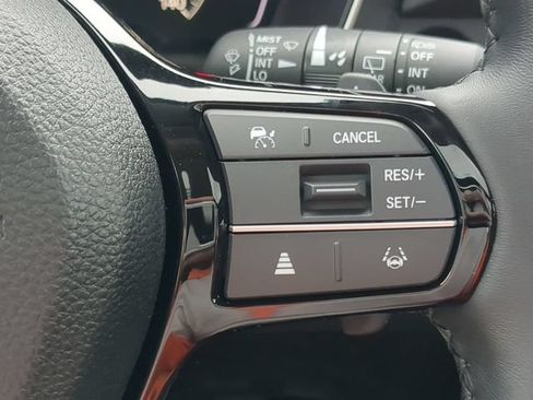 Used 2024 Honda Pilot Touring image 25