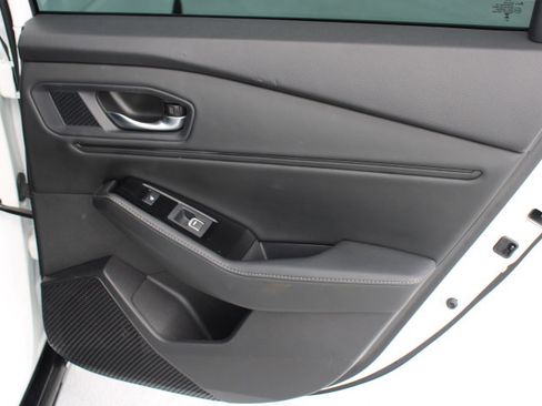 Used 2024 Honda Accord Touring image 15