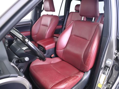 Used 2021 Lexus GX 460 Luxury w/ Accessory Package image 29