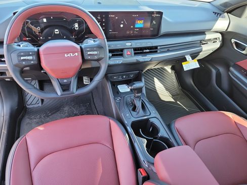 New 2025 Kia K4 GT-Line Turbo image 8