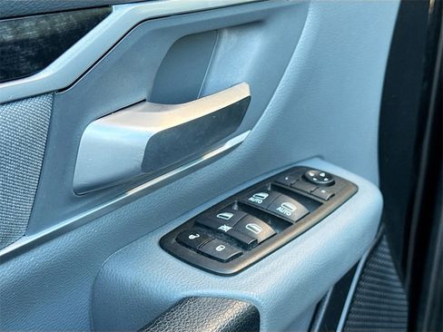 Used 2021 RAM 1500 Big Horn image 17
