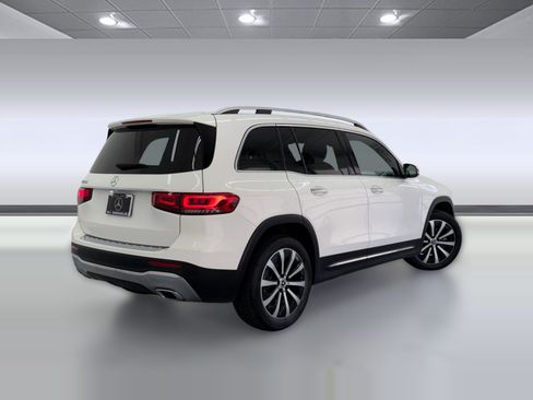 Certified 2023 Mercedes-Benz GLB 250 image 8