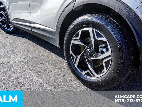 Used 2024 Kia Sportage LX image 16