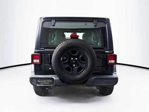 Used 2024 Jeep Wrangler Unlimited Sport AWD/4WD image 6