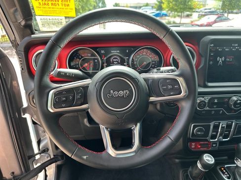 Used 2020 Jeep Wrangler Unlimited Rubicon w/ Dual Top Group AWD/4WD image 21