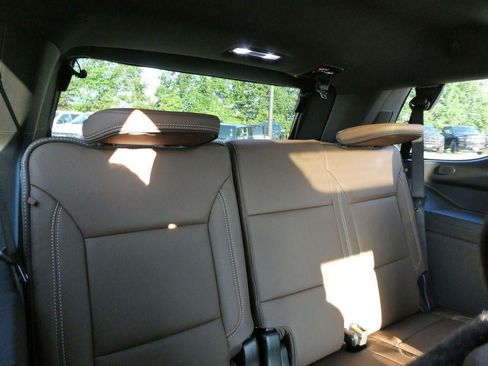 New 2026 Chevrolet Tahoe High Country w/ Sun And Tow Package AWD/4WD image 11