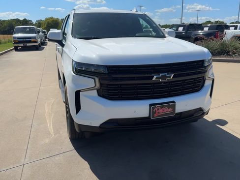 Used 2024 Chevrolet Tahoe RST w/ Luxury Package AWD/4WD image 4