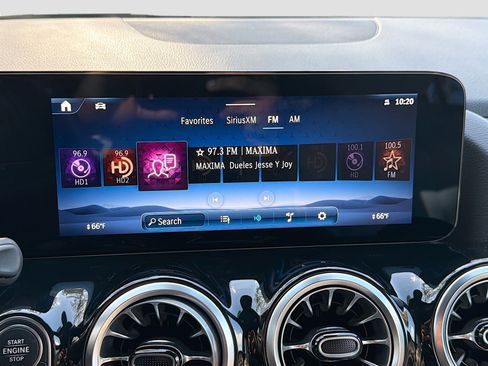 Used 2025 Mercedes-Benz GLA 250 GLA 250 image 30