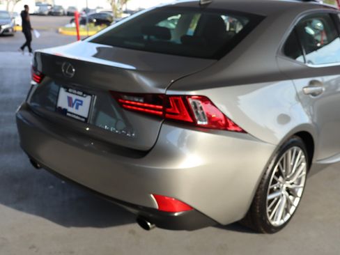 Used 2014 Lexus IS 250 AWD image 7