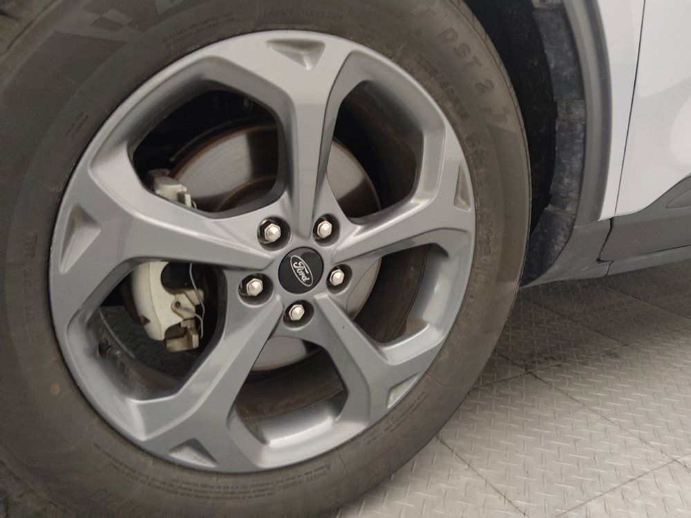 Used 2025 Ford Escape ST-Line FWD image 31