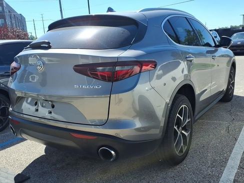 Used 2019 Alfa Romeo Stelvio Ti AWD/4WD image 4