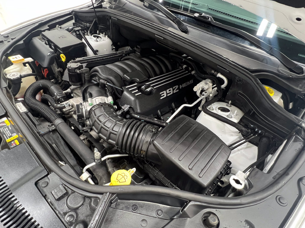 Used 2022 Dodge Durango SRT w/ Black Package AWD/4WD image 32