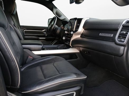 Used 2019 RAM 1500 Laramie AWD/4WD image 24