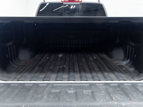 Used 2022 Chevrolet Colorado LT w/ Safety Package AWD/4WD image 9