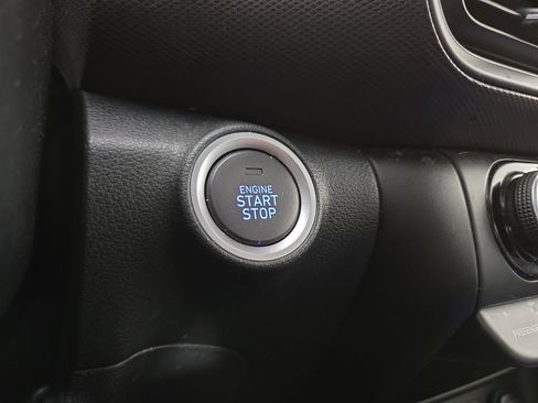 Used 2023 Hyundai Kona Limited image 26