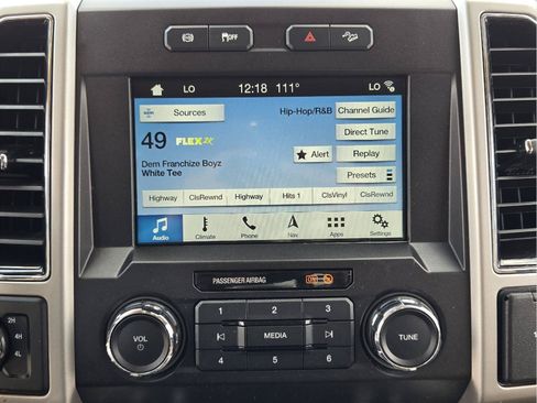 Used 2019 Ford F350 Lariat w/ Lariat Ultimate Package AWD/4WD image 16