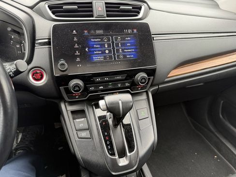 Certified 2017 Honda CR-V Touring image 9