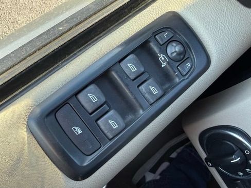 Used 2012 Land Rover LR4 HSE AWD/4WD image 19