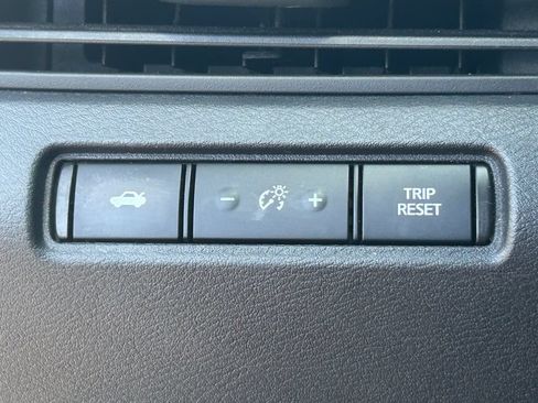 Used 2021 Nissan Altima 2.5 SV FWD image 23