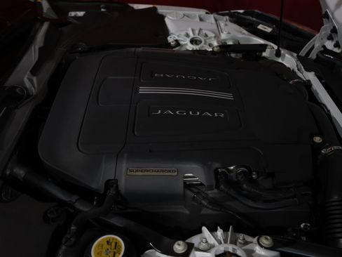 Used 2016 Jaguar F-TYPE Convertible RWD image 28