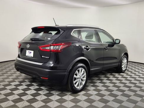 Used 2022 Nissan Rogue Sport SV AWD/4WD image 5