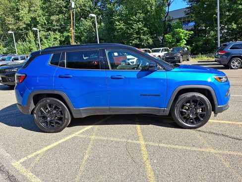 Certified 2022 Jeep Compass Altitude w/ Convenience Group image 8