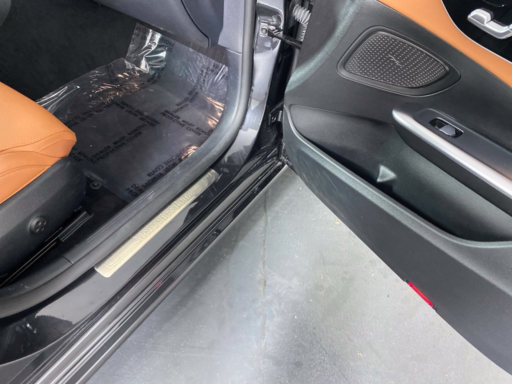 Used 2024 Mercedes-Benz C 300 4MATIC Sedan image 33