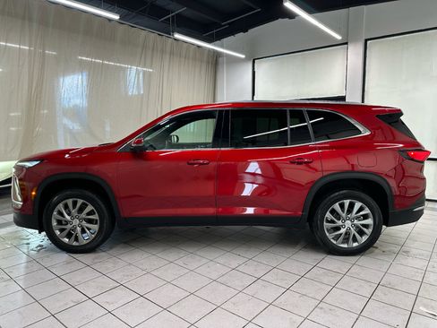 Certified 2025 Buick Enclave Preferred w/ Super Cruise Package AWD/4WD image 12