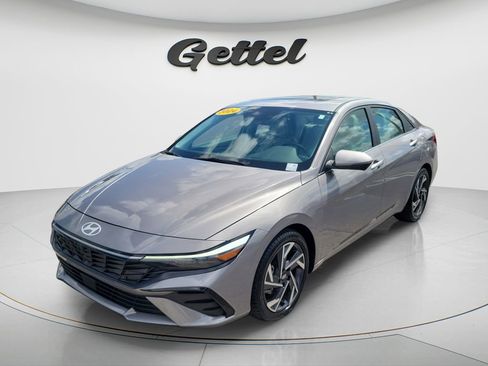 Used 2024 Hyundai Elantra Limited FWD image 1