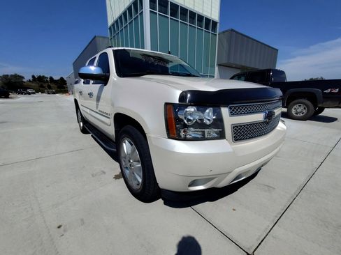Used 2008 Chevrolet Avalanche LTZ w/ LTZ Preferred Equipment Group image 4