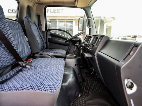 New 2024 Chevrolet Low Cab Forward image 23