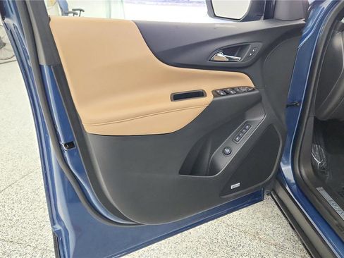 Used 2024 Chevrolet Equinox Premier FWD image 33