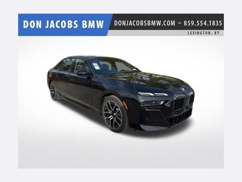 New 2026 BMW 740i xDrive image 1