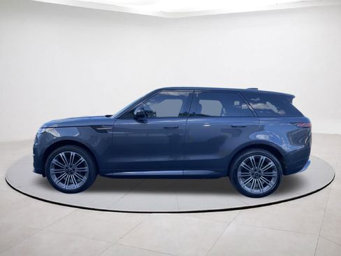 Used 2024 Land Rover Range Rover Sport Dynamic SE AWD/4WD image 4