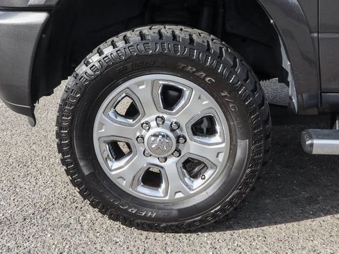 Used 2014 RAM 2500 Limited AWD/4WD image 50
