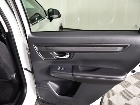 Certified 2025 Honda CR-V EX image 42