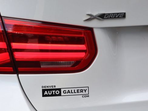 Used 2018 BMW 330i xDrive Sedan AWD/4WD image 30