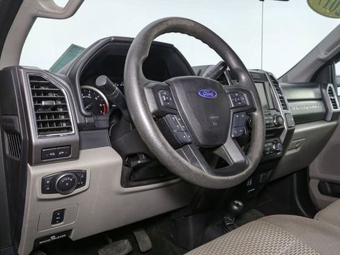 Used 2017 Ford F250 XLT w/ XLT Value Package AWD/4WD image 19