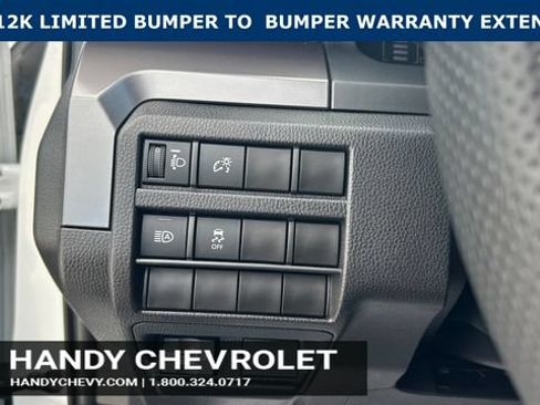 Used 2025 Toyota Tacoma SR5 AWD/4WD image 20