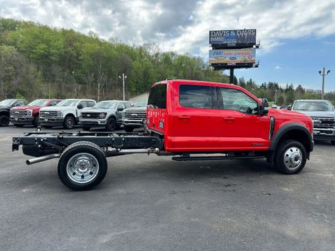 New 2026 Ford F550 4x4 Crew Cab image 14