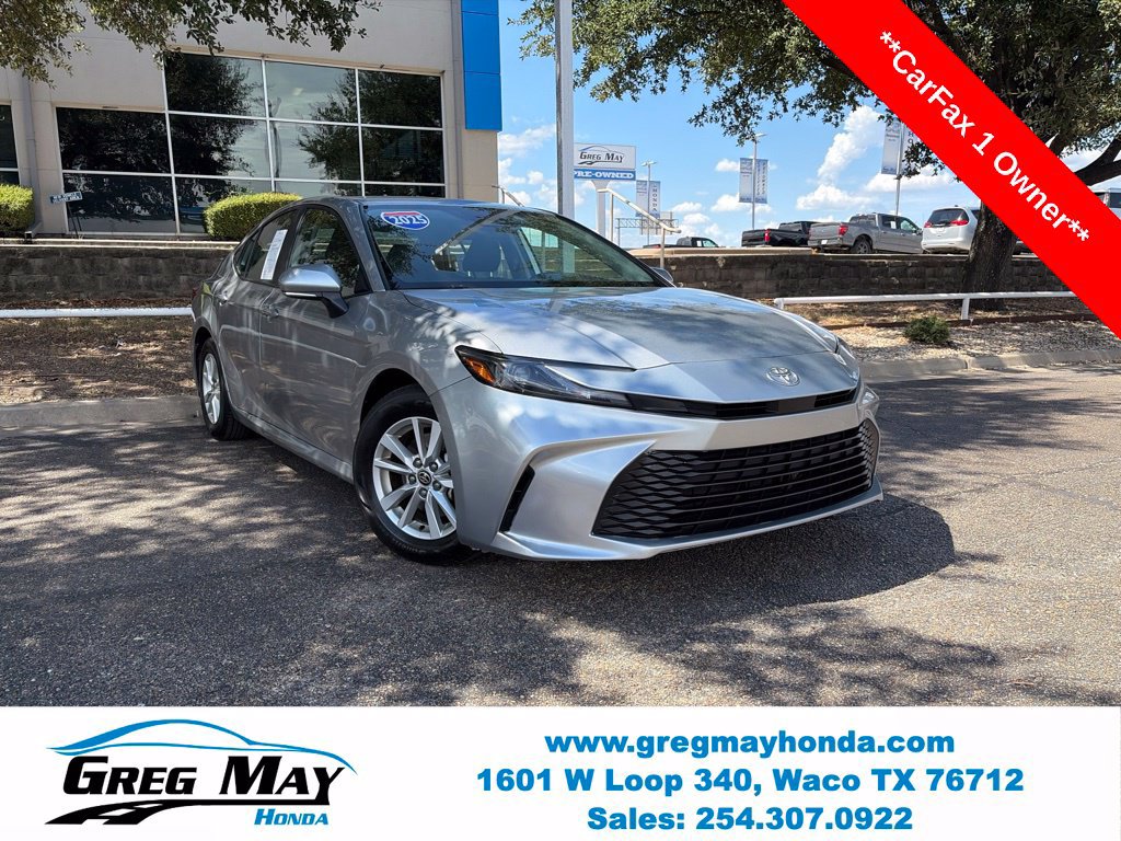 Used 2025 Toyota Camry LE FWD image 1